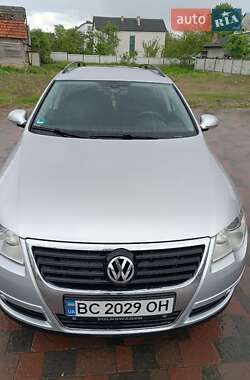 Универсал Volkswagen Passat 2009 в Львове