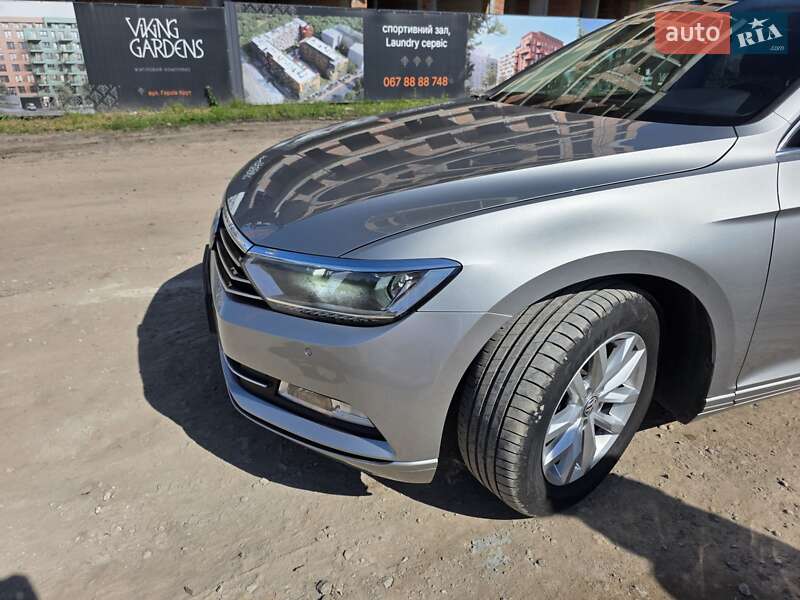 Универсал Volkswagen Passat 2015 в Львове