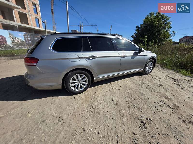 Универсал Volkswagen Passat 2015 в Львове