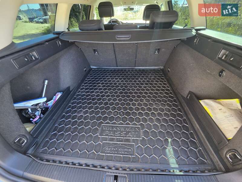 Универсал Volkswagen Passat 2015 в Львове