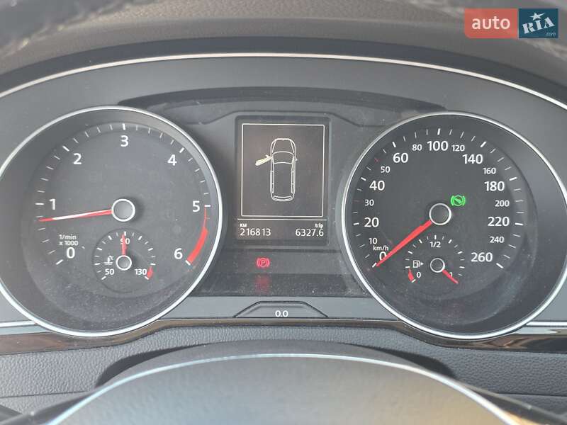 Универсал Volkswagen Passat 2015 в Львове