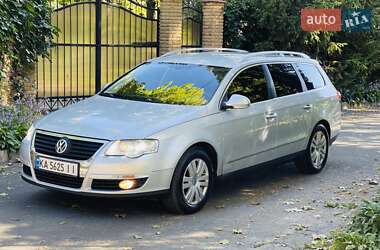 Універсал Volkswagen Passat 2007 в Києві