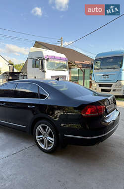 Седан Volkswagen Passat 2014 в 
