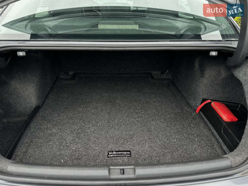 Седан Volkswagen Passat 2013 в Шептицькому
