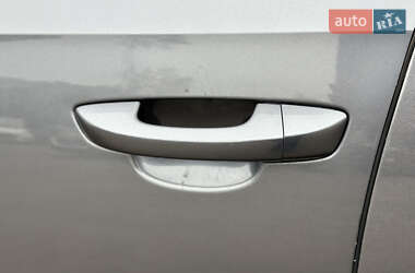 Седан Volkswagen Passat 2013 в 