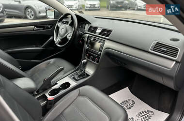 Седан Volkswagen Passat 2013 в 