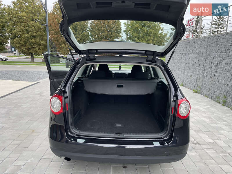 Универсал Volkswagen Passat 2010 в Луцке фото 24 Универсал Volkswagen Passat 2010 в Луцке