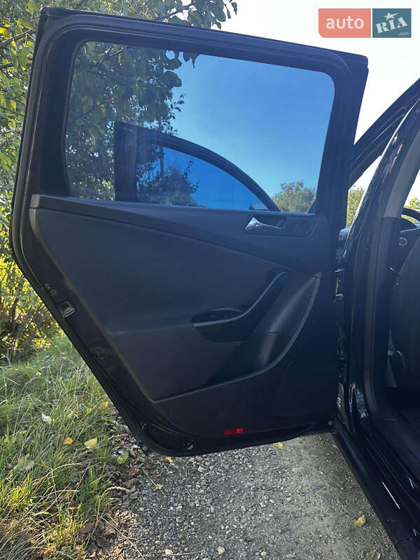 Универсал Volkswagen Passat 2007 в Вижнице