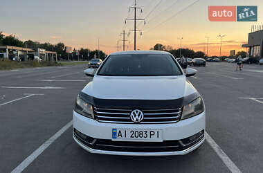 Седан Volkswagen Passat 2011 в 