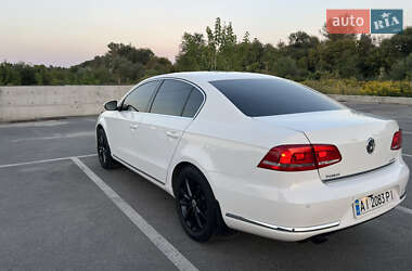 Седан Volkswagen Passat 2011 в 