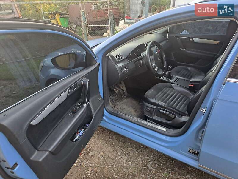 Универсал Volkswagen Passat 2012 в Стрые