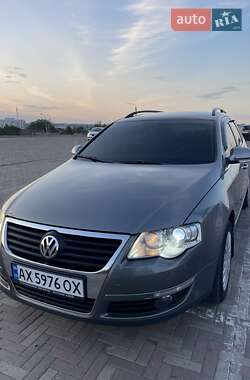 Універсал Volkswagen Passat 2005 в Харкові
