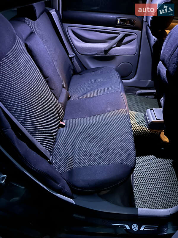 Седан Volkswagen Passat 1997 в Теребовлі