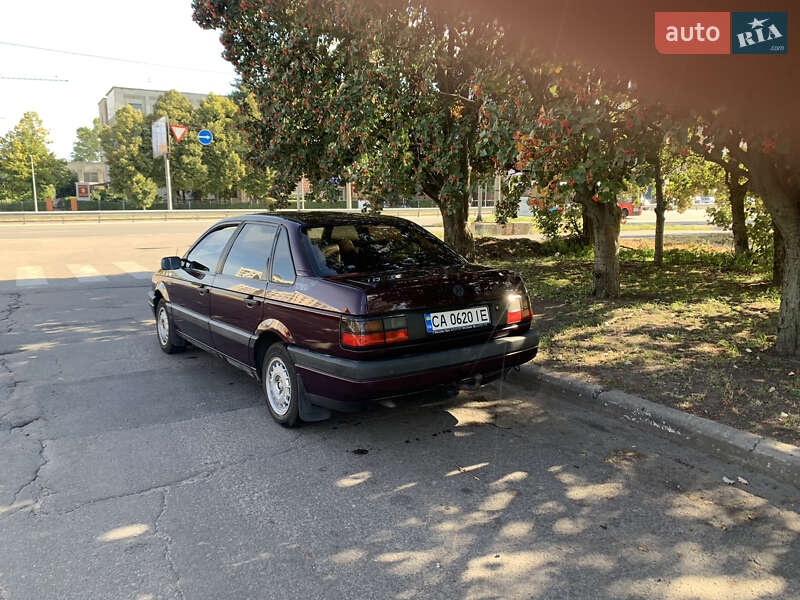 Седан Volkswagen Passat 1993 в Черкассах фото 2 Седан Volkswagen Passat 1993 в Черкассах