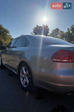 Седан Volkswagen Passat 2012 в 