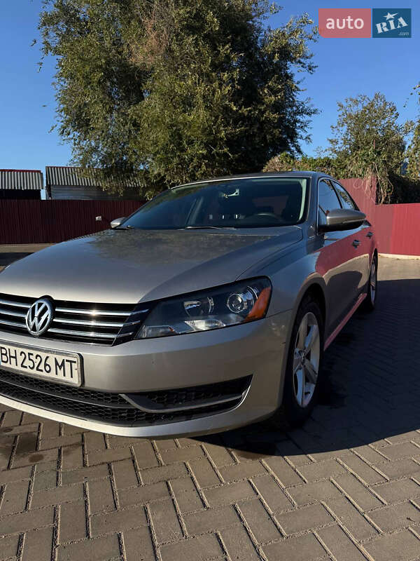 Volkswagen Passat 2012