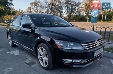 Седан Volkswagen Passat 2013 в Днепре