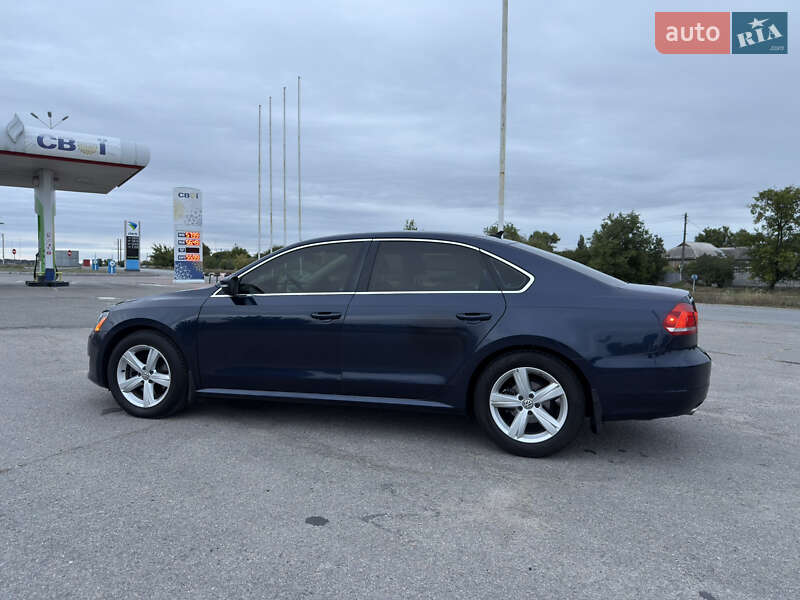 Седан Volkswagen Passat 2012 в Полтаве