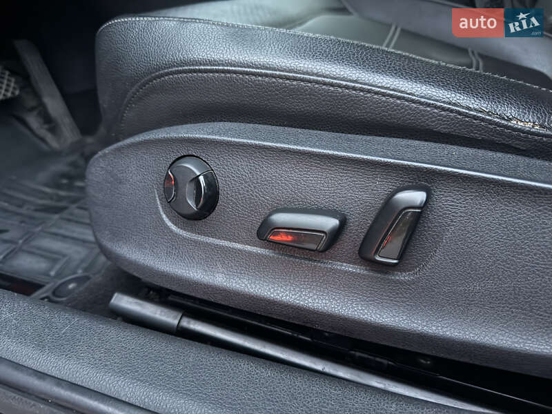 Седан Volkswagen Passat 2012 в Полтаве
