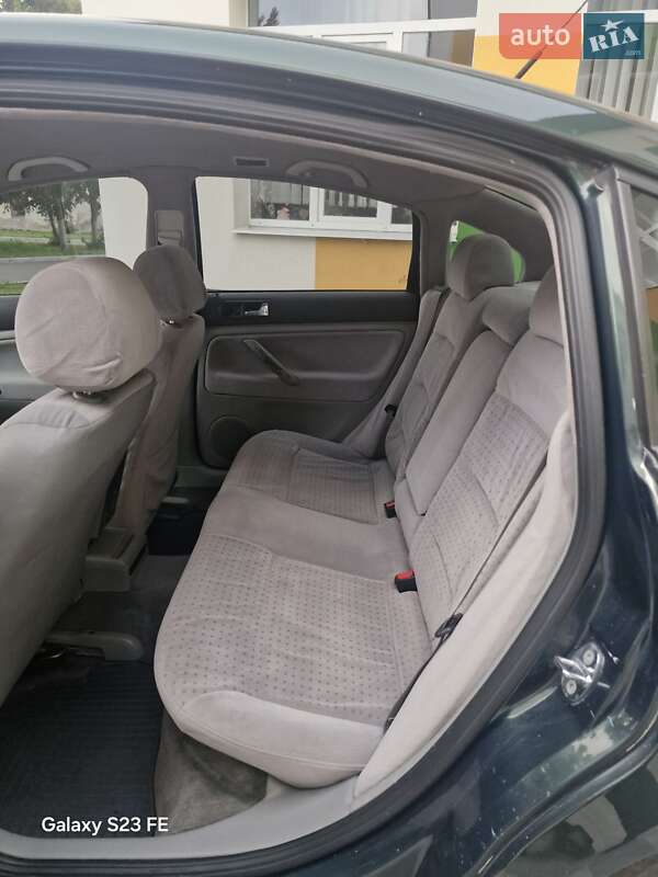Седан Volkswagen Passat 1997 в Тернополе