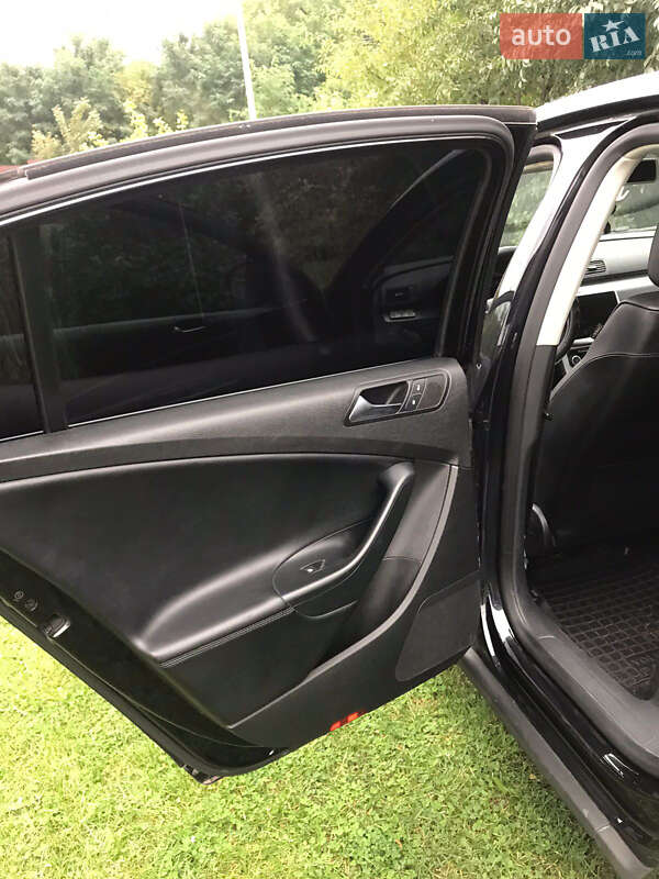 Седан Volkswagen Passat 2010 в Ярмолинцах