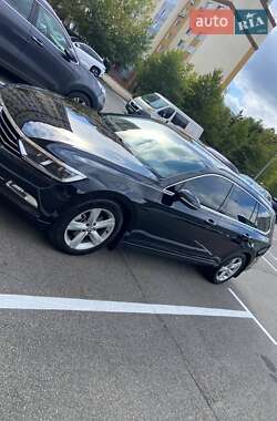Универсал Volkswagen Passat 2015 в 