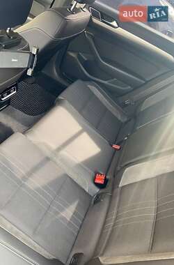 Универсал Volkswagen Passat 2015 в 