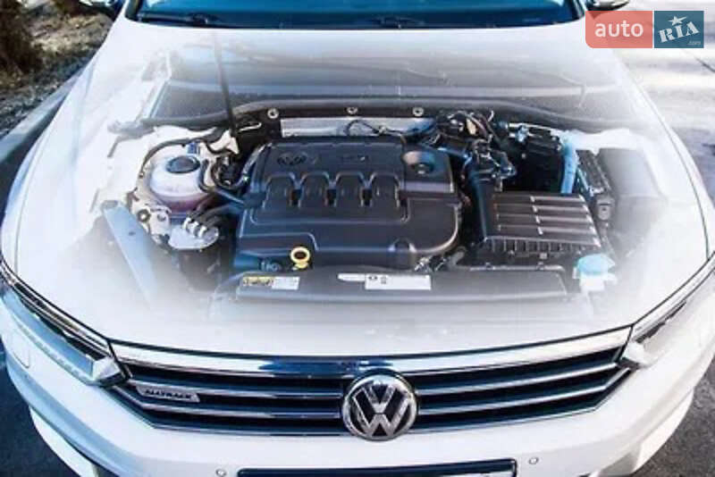 Універсал Volkswagen Passat 2017 в Дніпрі
