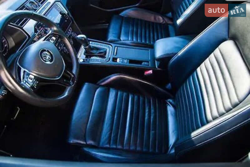 Універсал Volkswagen Passat 2017 в Дніпрі