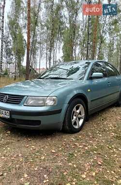 Седан Volkswagen Passat 2000 в Чернігові