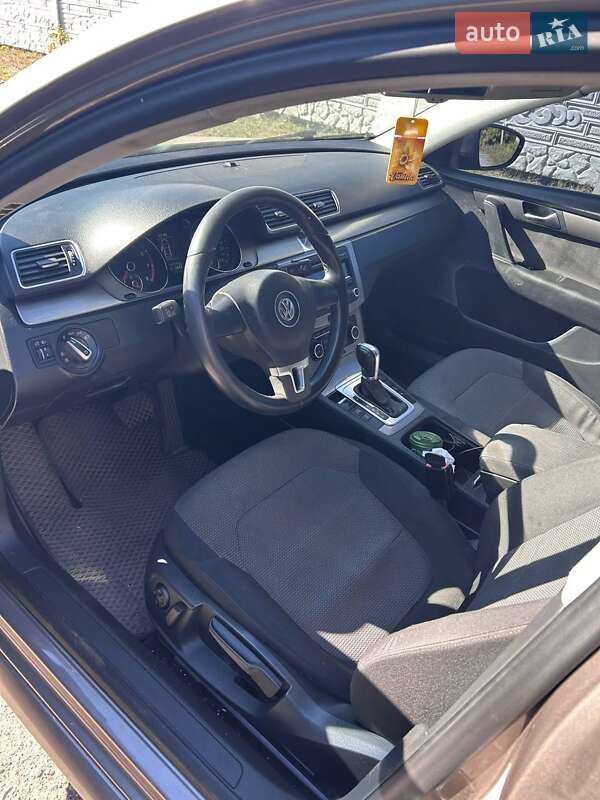 Седан Volkswagen Passat 2011 в Глобине фото 8 Седан Volkswagen Passat 2011 в Глобине