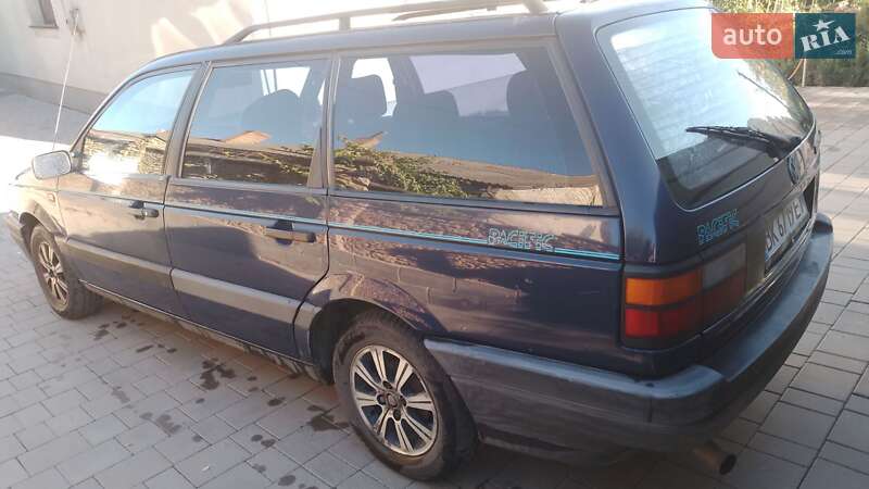 Универсал Volkswagen Passat 1993 в Ровно
