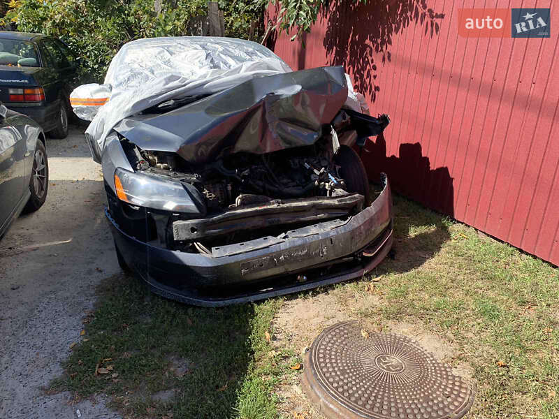 Седан Volkswagen Passat 2013 в Києві фото 3 Седан Volkswagen Passat 2013 в Києві