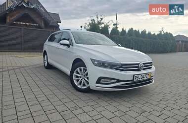 Универсал Volkswagen Passat 2020 в Стрые