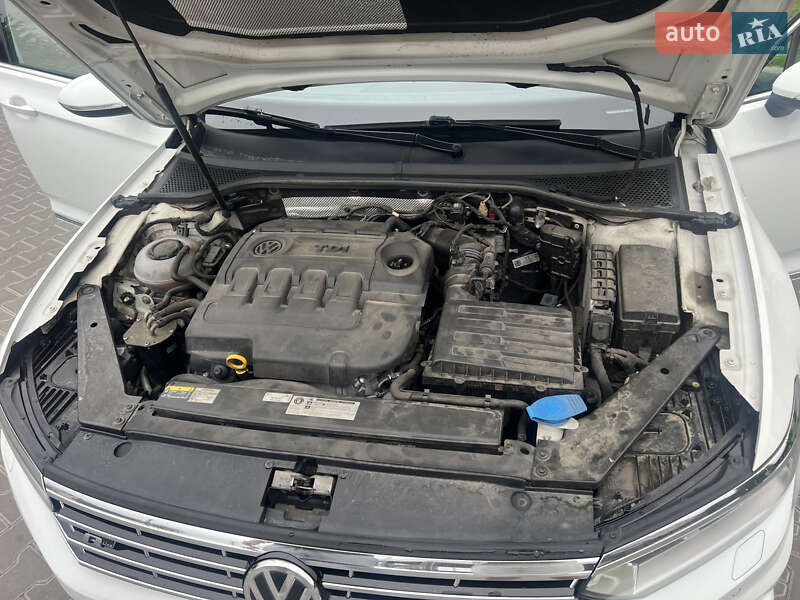 Универсал Volkswagen Passat 2018 в Житомире