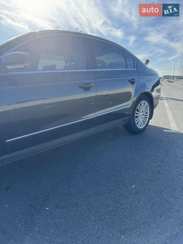 Седан Volkswagen Passat 2006 в Трускавце