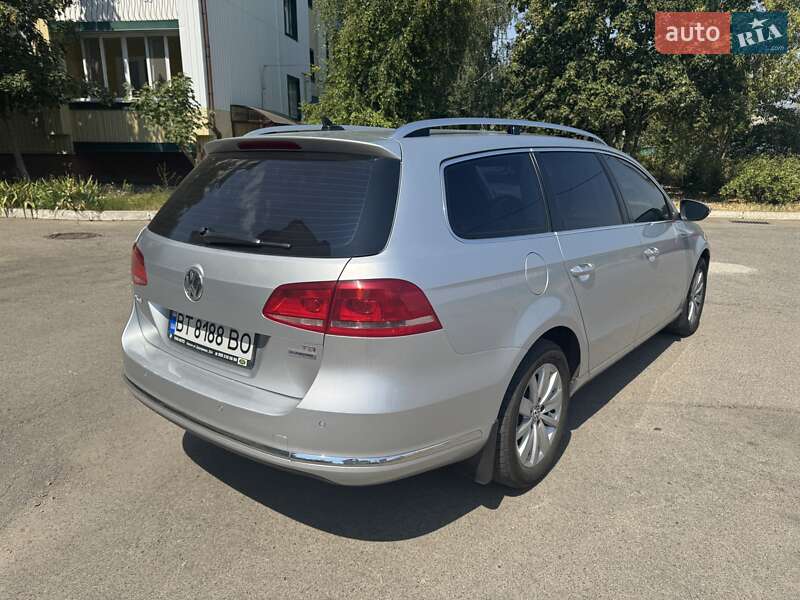 Універсал Volkswagen Passat 2012 в Херсоні