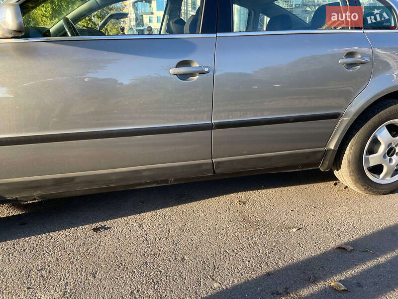 Седан Volkswagen Passat 2001 в Тернополе фото 4 Седан Volkswagen Passat 2001 в Тернополе