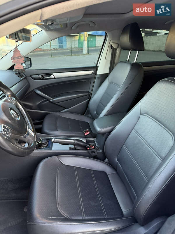 Седан Volkswagen Passat 2013 в Первомайске