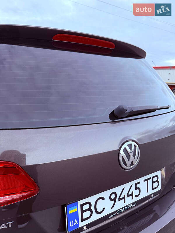 Универсал Volkswagen Passat 2013 в Радехове