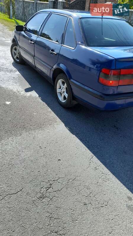 Седан Volkswagen Passat 1996 в Хотине фото 9 Седан Volkswagen Passat 1996 в Хотине