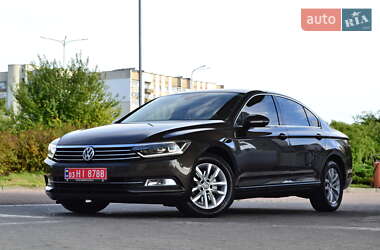 Седан Volkswagen Passat 2017 в Дрогобичі