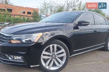 Седан Volkswagen Passat 2016 в Ковеле