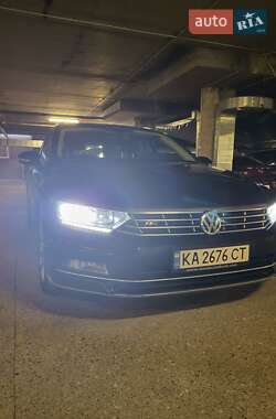 Універсал Volkswagen Passat 2015 в Києві