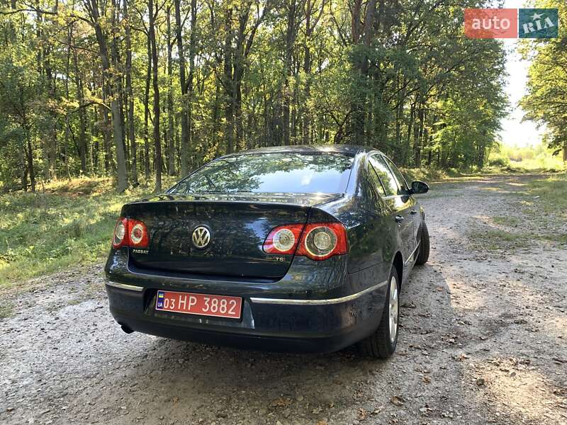 Седан Volkswagen Passat 2008 в Киверцах
