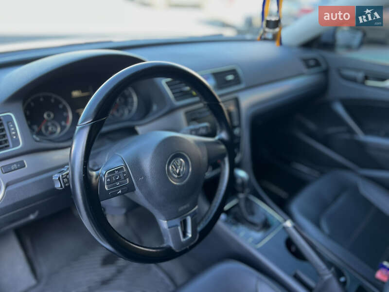 Седан Volkswagen Passat 2015 в Боярке