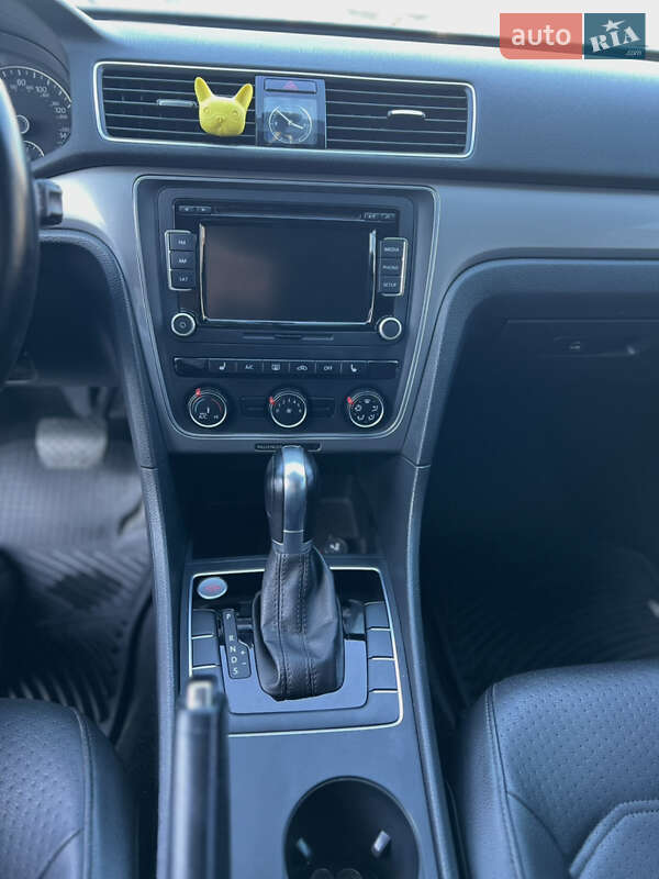 Седан Volkswagen Passat 2015 в Боярке