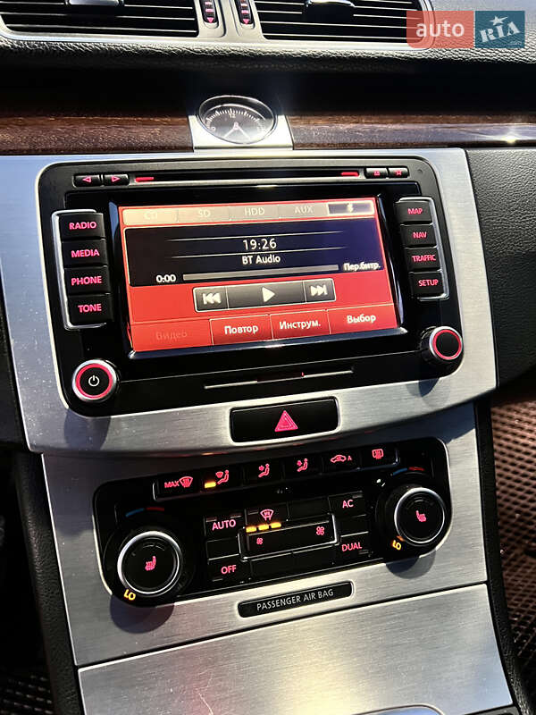 Универсал Volkswagen Passat 2011 в Косове