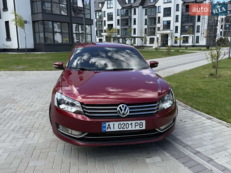 Седан Volkswagen Passat 2015 в Києві