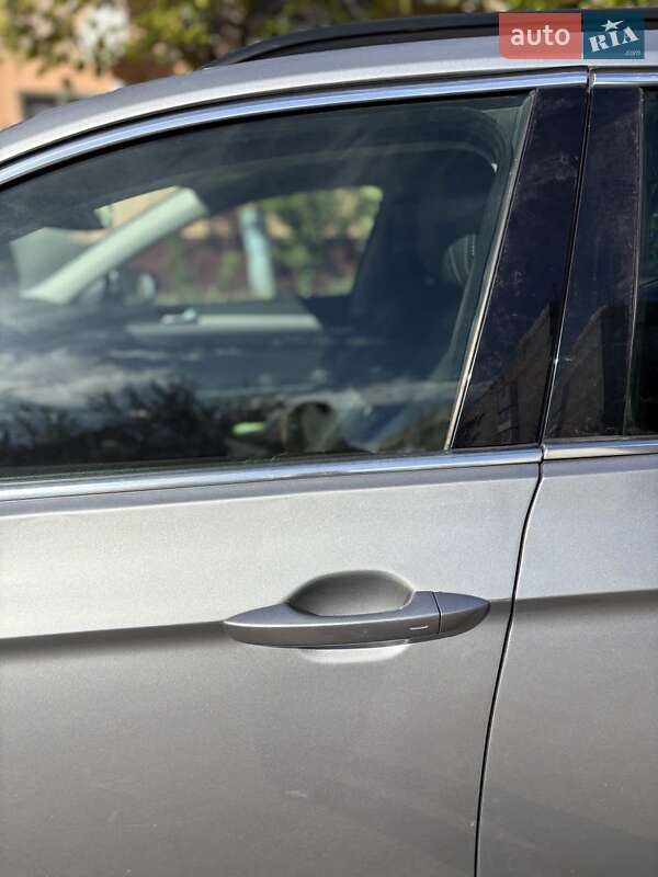 Универсал Volkswagen Passat 2020 в Киеве